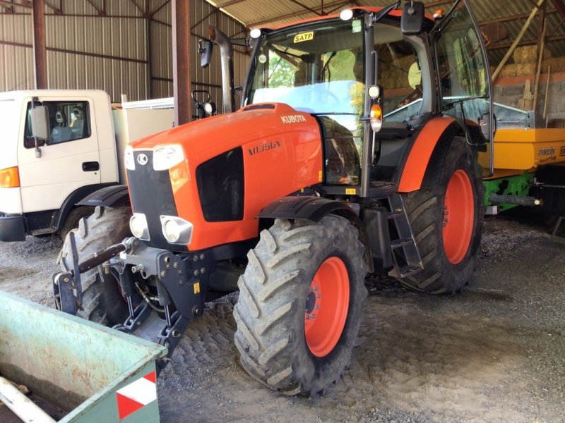 Traktor van het type Kubota M135GX, Gebrauchtmaschine in JOZE (Foto 1)