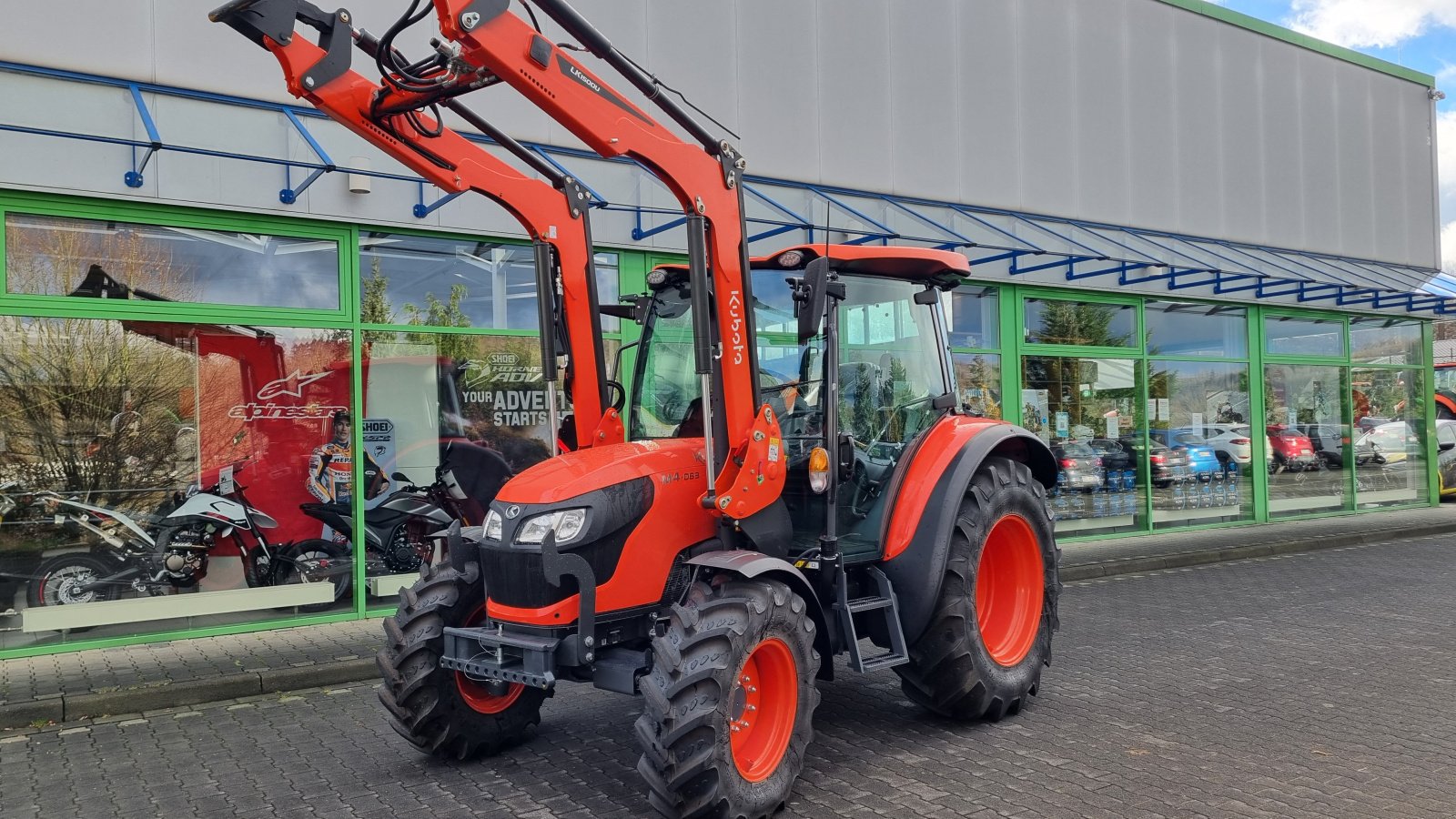 Traktor a típus Kubota M4-063 CAB ab 0,99%, Neumaschine ekkor: Olpe (Kép 1)