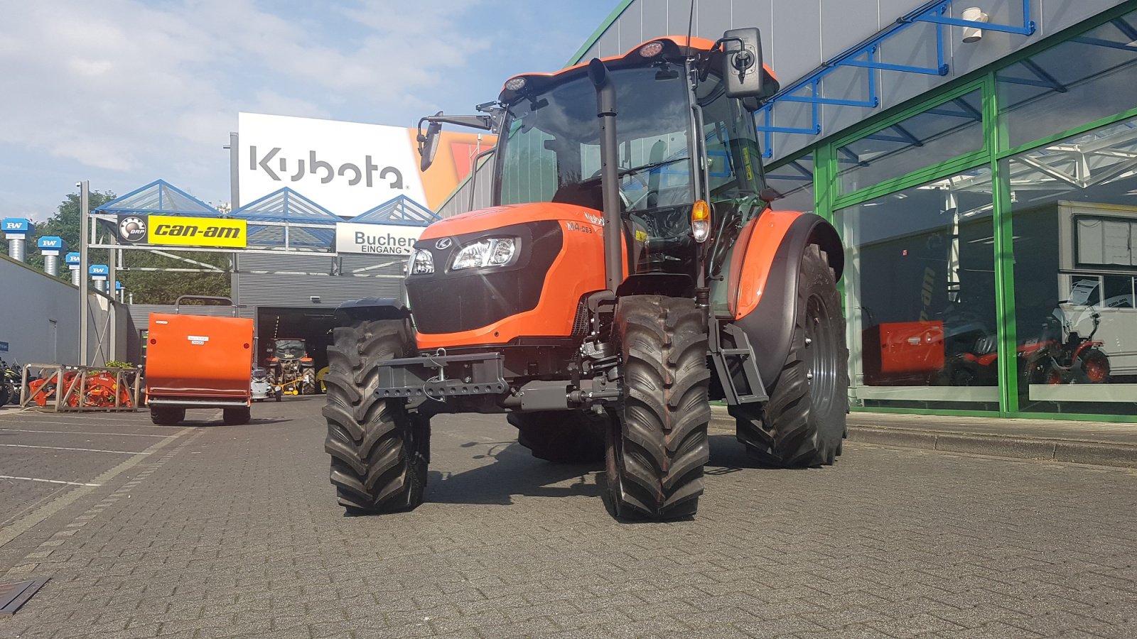 Traktor van het type Kubota M4-063 CAB ab 0,99% Finanzierung, Neumaschine in Olpe (Foto 10)