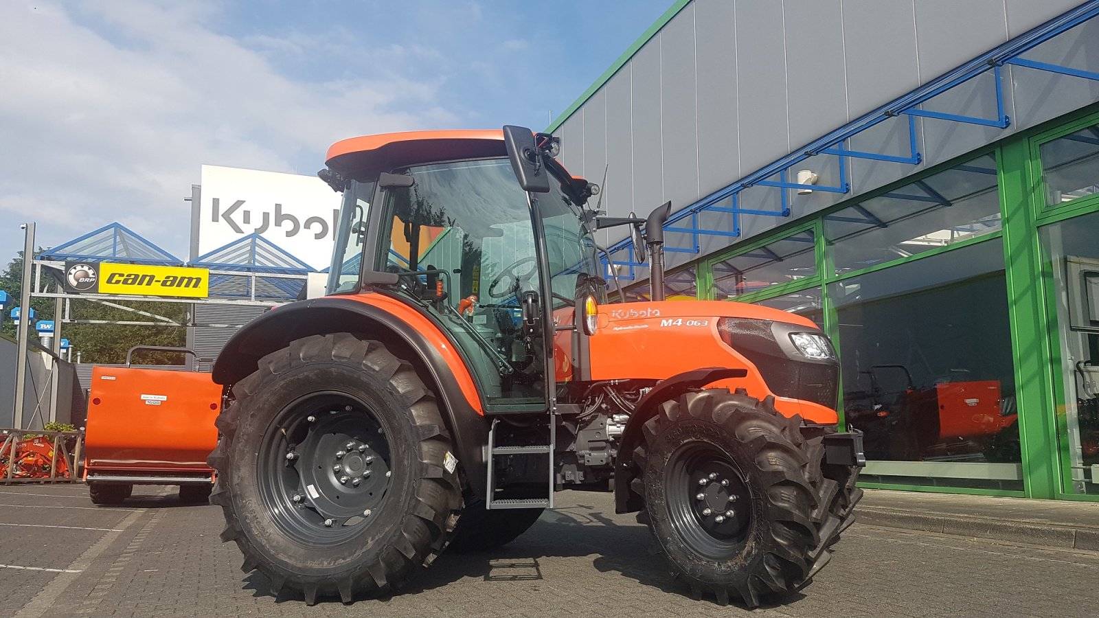 Traktor del tipo Kubota M4-063 CAB ab 0,99% Finanzierung, Neumaschine en Olpe (Imagen 14)