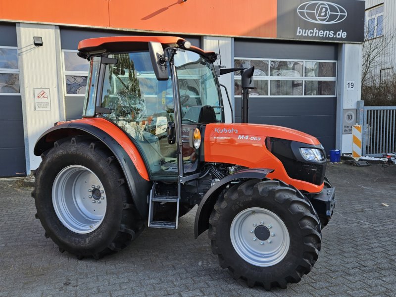 Traktor del tipo Kubota M4-063 CAB, Neumaschine In Olpe (Immagine 1)