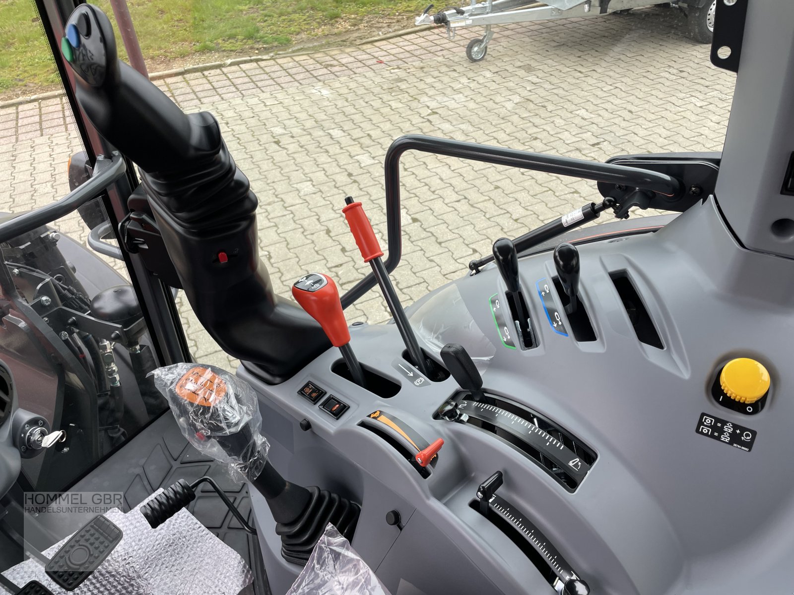 Traktor typu Kubota M4-063 M4 Schlepper mit Frontlader 5 Jahre Garantie, Neumaschine v Bopfingen (Obrázek 7)