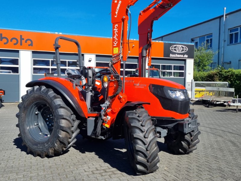 Traktor van het type Kubota M4-063 ROPS, Neumaschine in Olpe (Foto 1)