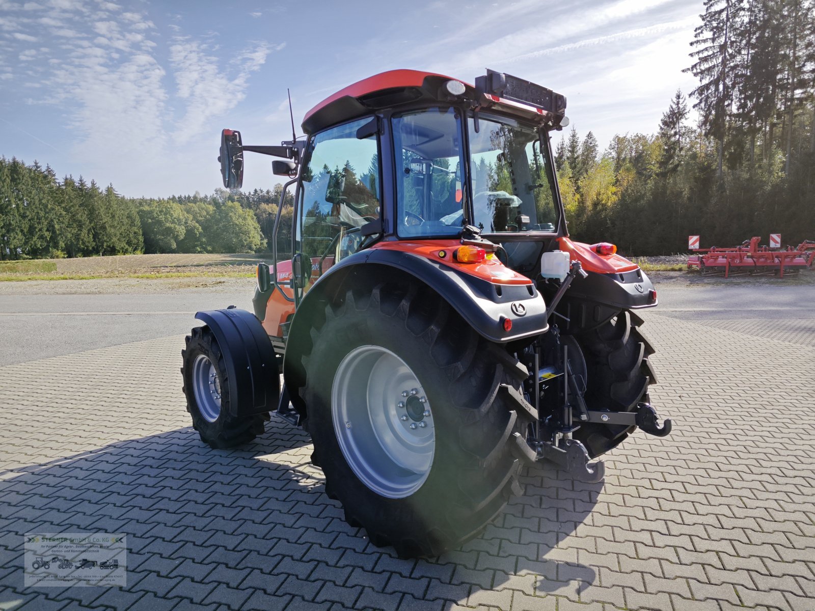 Traktor des Typs Kubota M4-073, Gebrauchtmaschine in Eging am See (Bild 4)