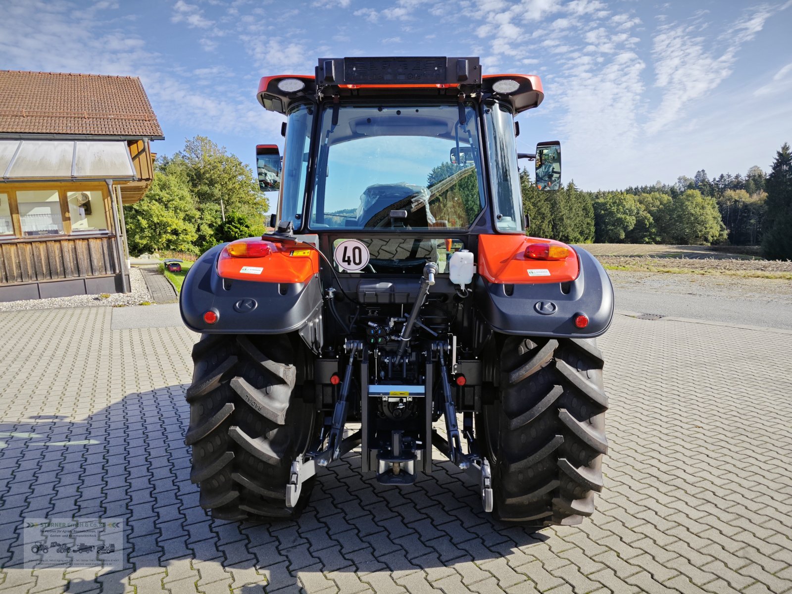 Traktor van het type Kubota M4-073, Gebrauchtmaschine in Eging am See (Foto 8)