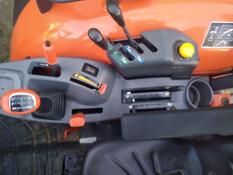 Traktor typu Kubota M4063 ROPS, Gebrauchtmaschine w Liebenwalde (Zdjęcie 3)