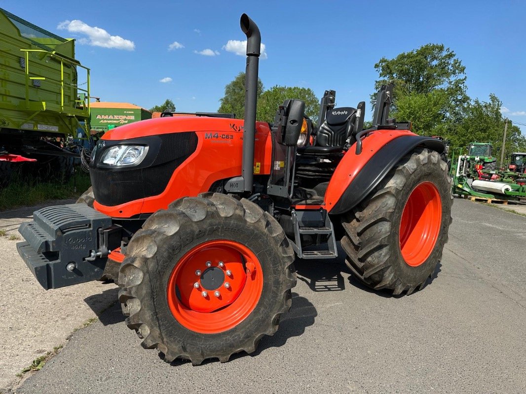 Traktor типа Kubota M4063 ROPS, Gebrauchtmaschine в Liebenwalde (Фотография 21)