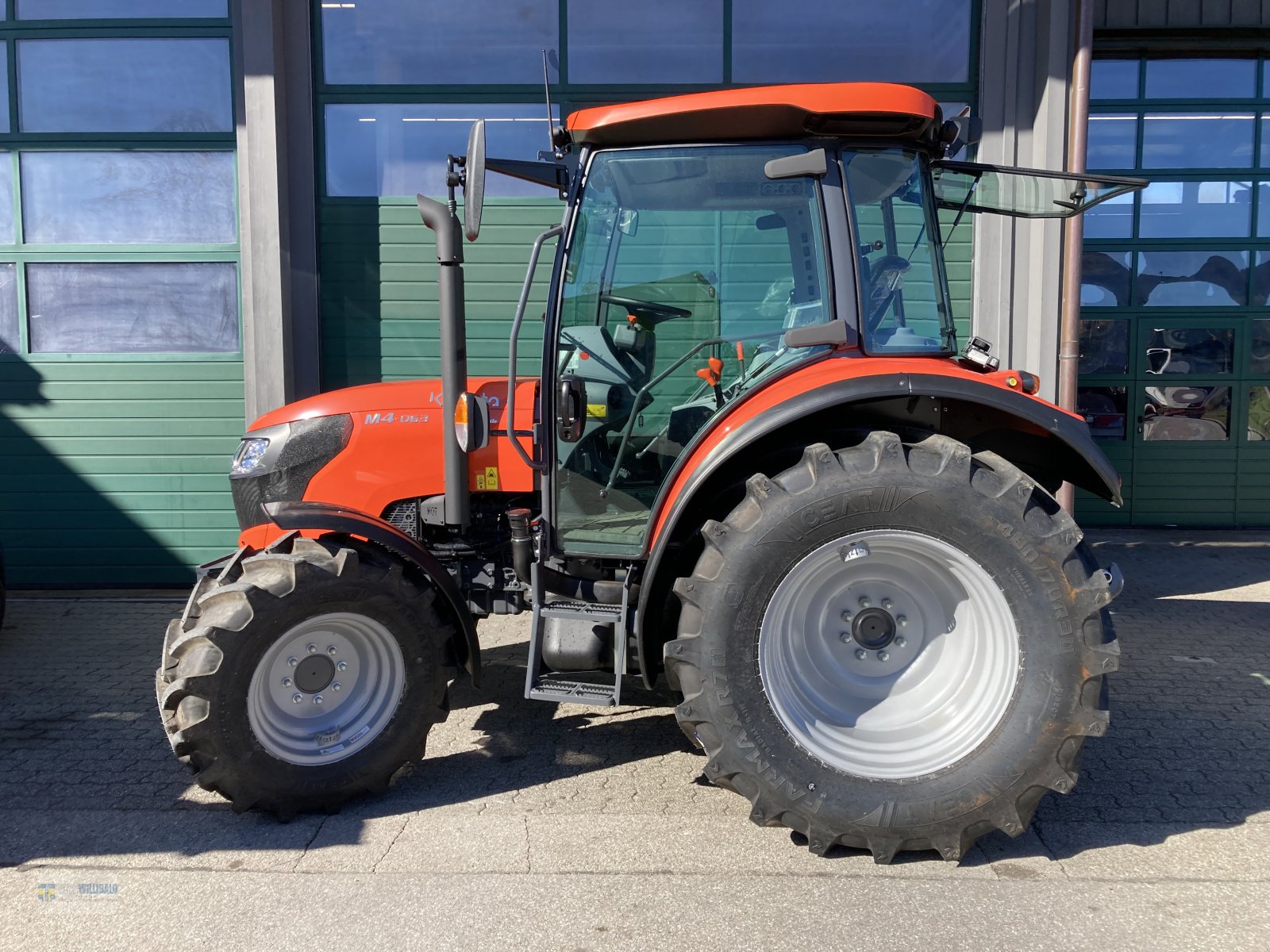 Traktor του τύπου Kubota M4063, Neumaschine σε Wackersberg (Φωτογραφία 1)