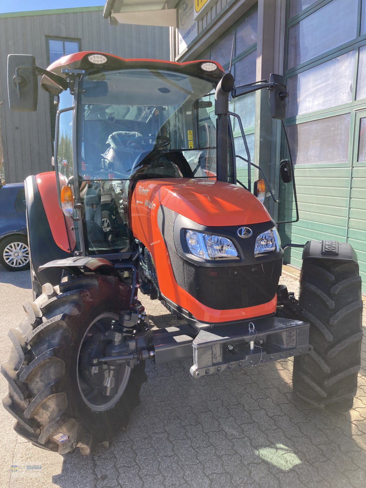 Traktor des Typs Kubota M4063, Neumaschine in Wackersberg (Bild 5)