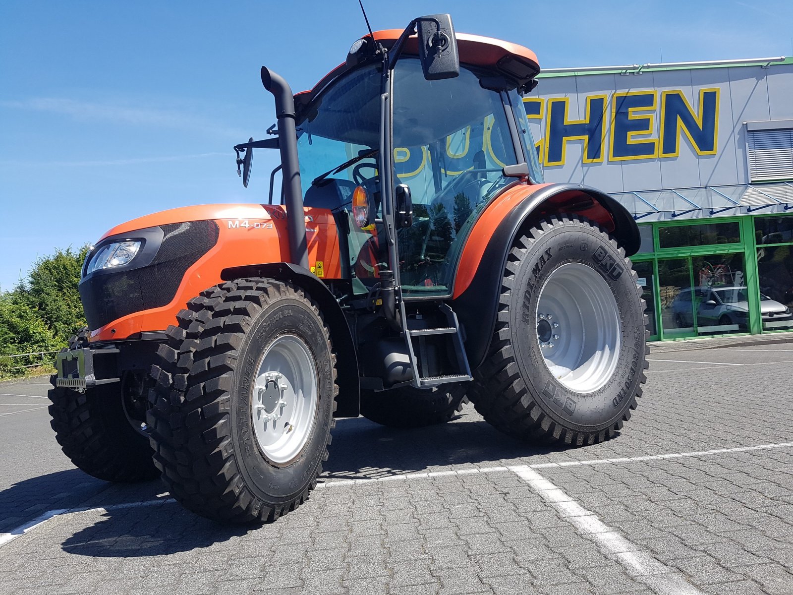 Traktor typu Kubota M4073 CAB, Neumaschine w Olpe (Zdjęcie 1)