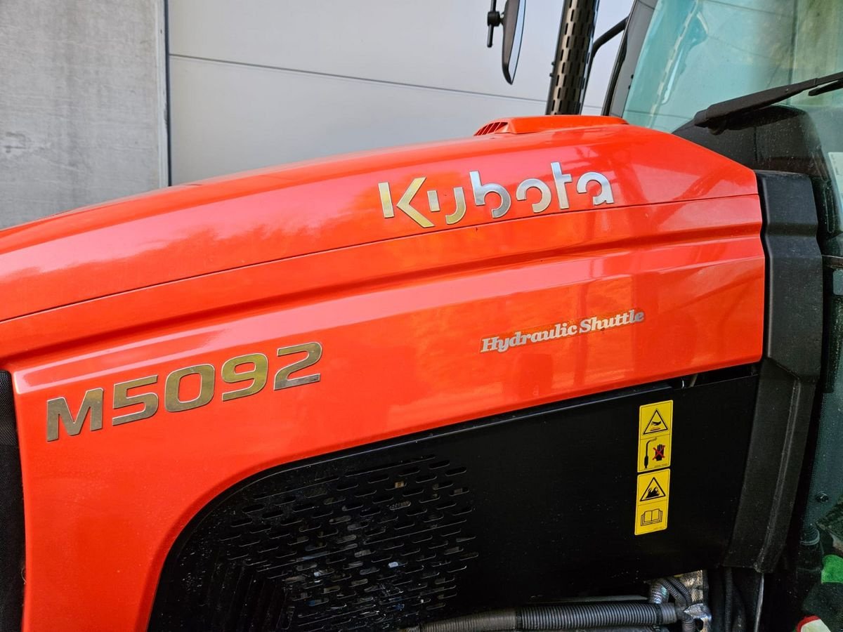 Traktor van het type Kubota M5-092 Kabine, Gebrauchtmaschine in Wallern (Foto 3)