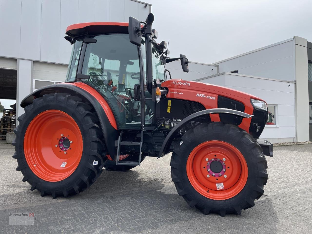 Traktor des Typs Kubota M5-092, Neumaschine in Tönisvorst (Bild 9)