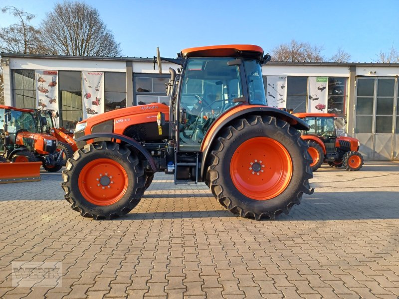 Traktor of the type Kubota M5-112, Neumaschine in Reisbach