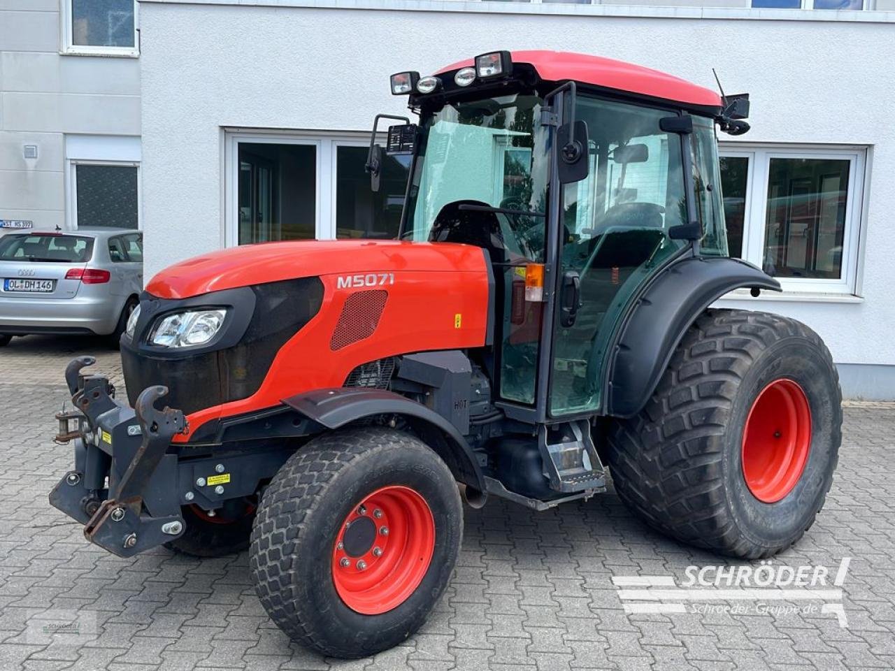 Traktor типа Kubota M5071, Gebrauchtmaschine в Westerstede (Фотография 1)