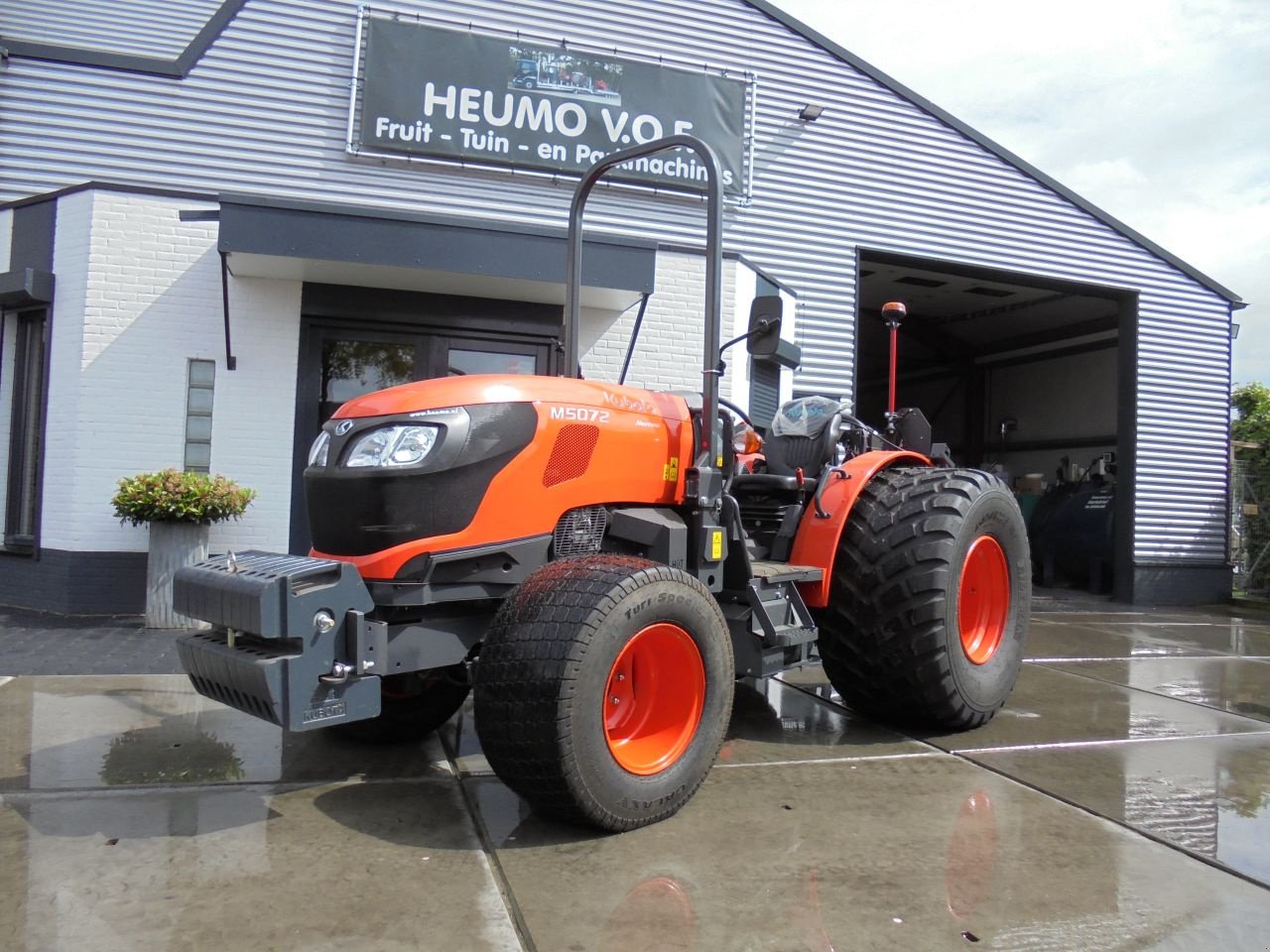 Traktor des Typs Kubota M5072 narrow, Neumaschine in Hedel (Bild 1)