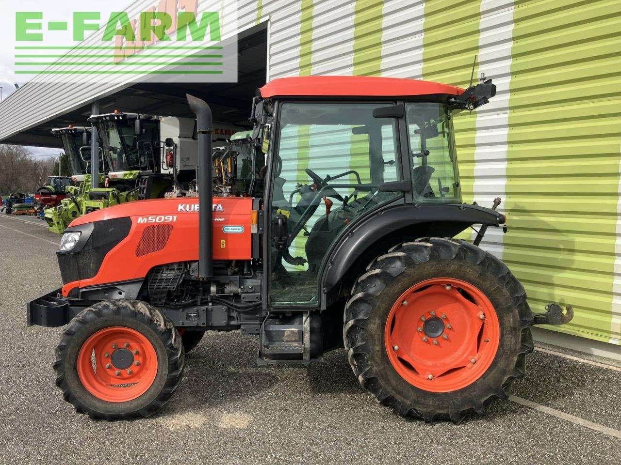 Traktor del tipo Kubota m5091 n, Gebrauchtmaschine en AILLAS (33 - GIRONDE) (Imagen 2)