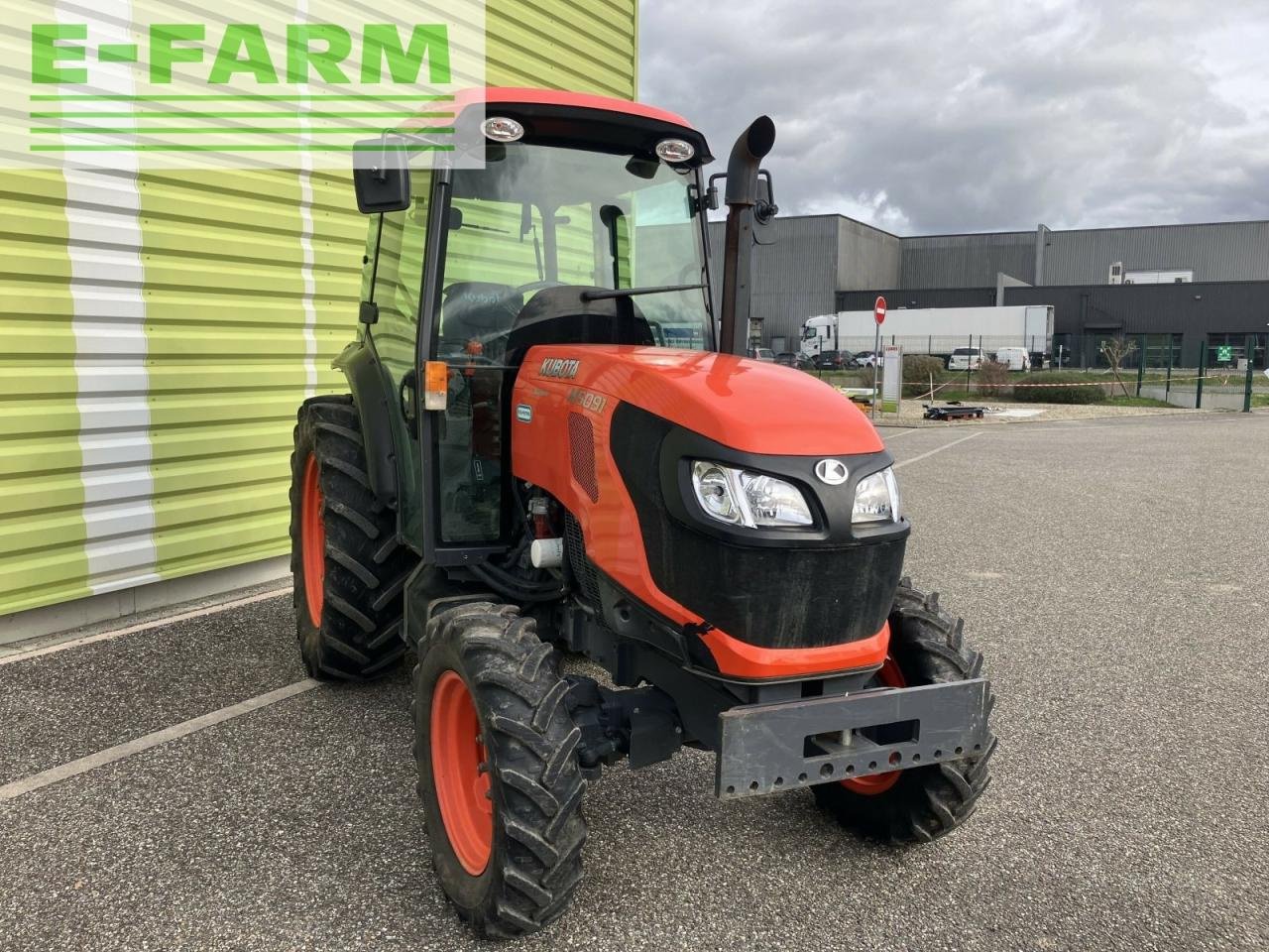 Traktor του τύπου Kubota m5091 n, Gebrauchtmaschine σε AILLAS (33 - GIRONDE) (Φωτογραφία 7)