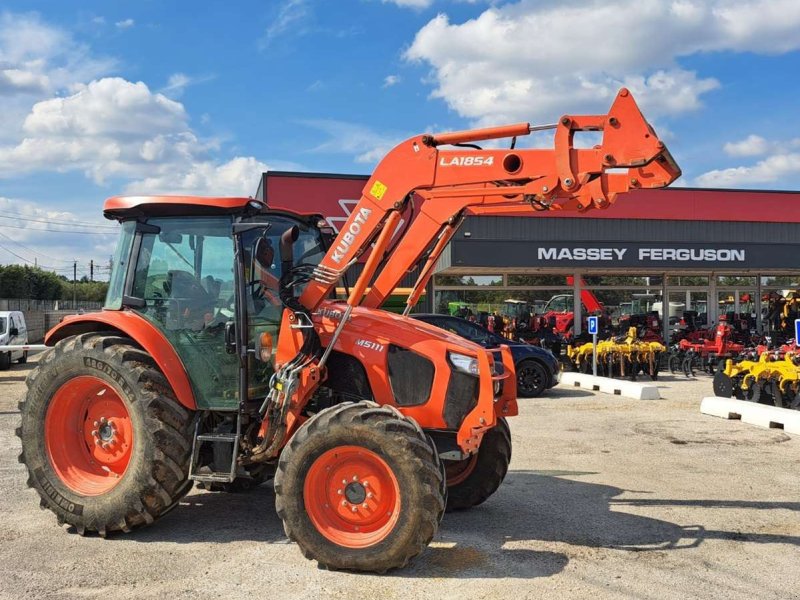 Traktor des Typs Kubota M5111 DTHQ, Gebrauchtmaschine in UCHAUD