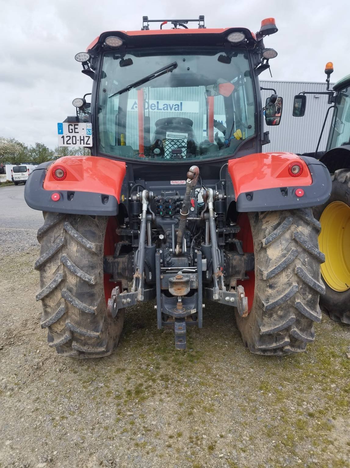 Traktor del tipo Kubota M6-122, Gebrauchtmaschine en Laval (Imagen 3)