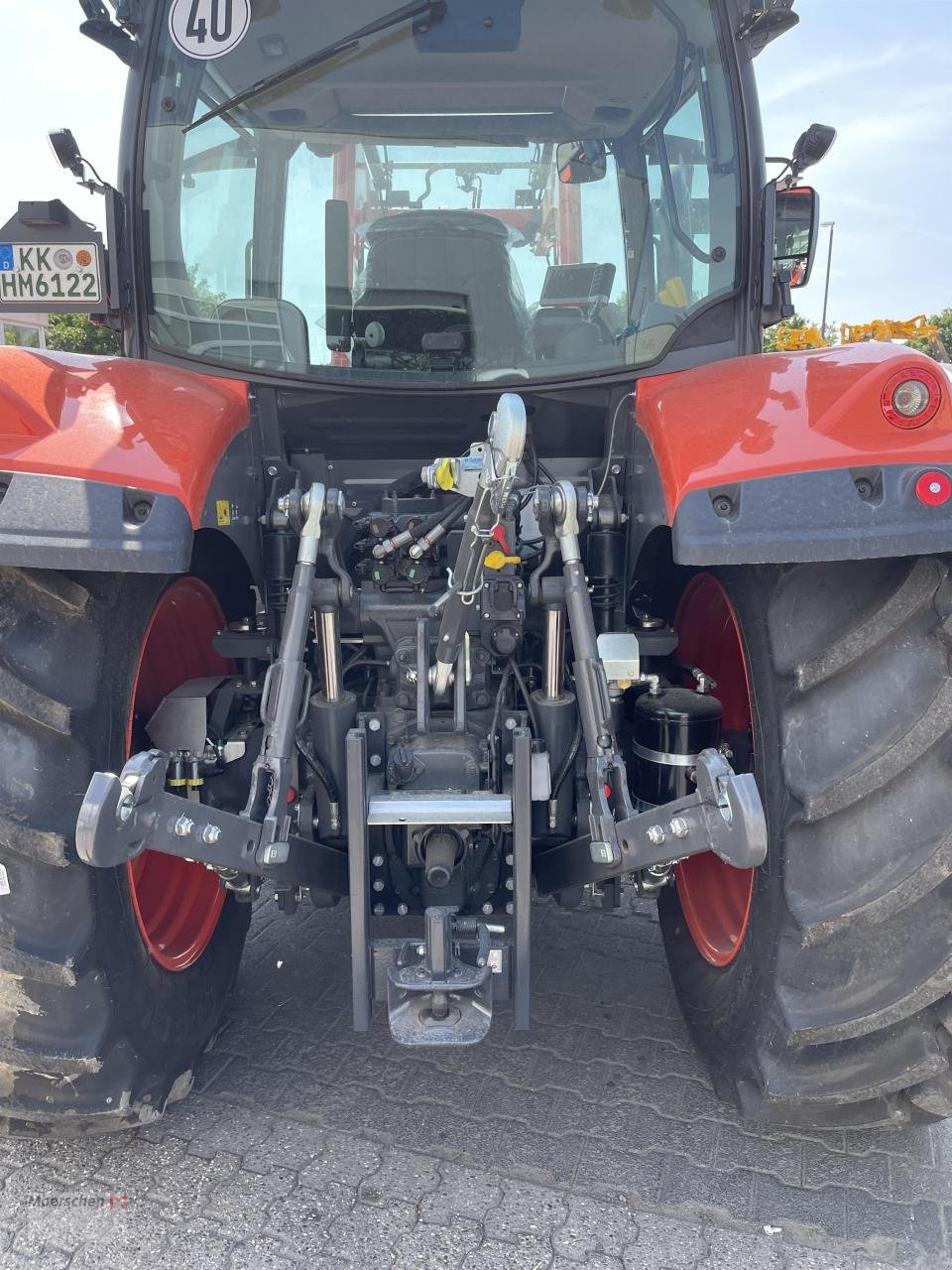 Traktor des Typs Kubota M6-122, Neumaschine in Tönisvorst (Bild 8)