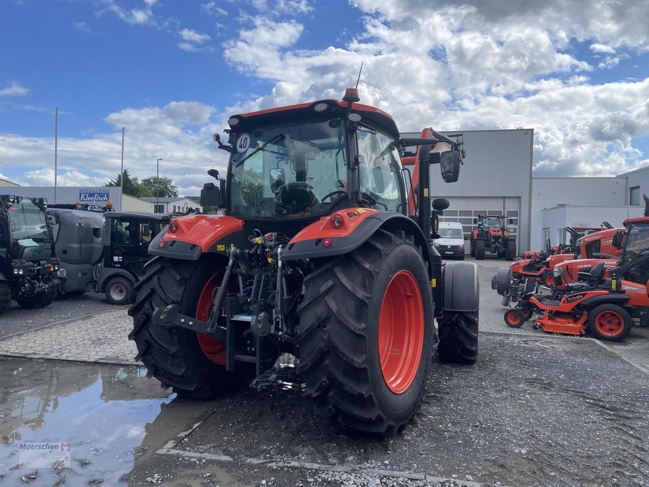 Traktor des Typs Kubota M6-132, Neumaschine in Tönisvorst (Bild 4)