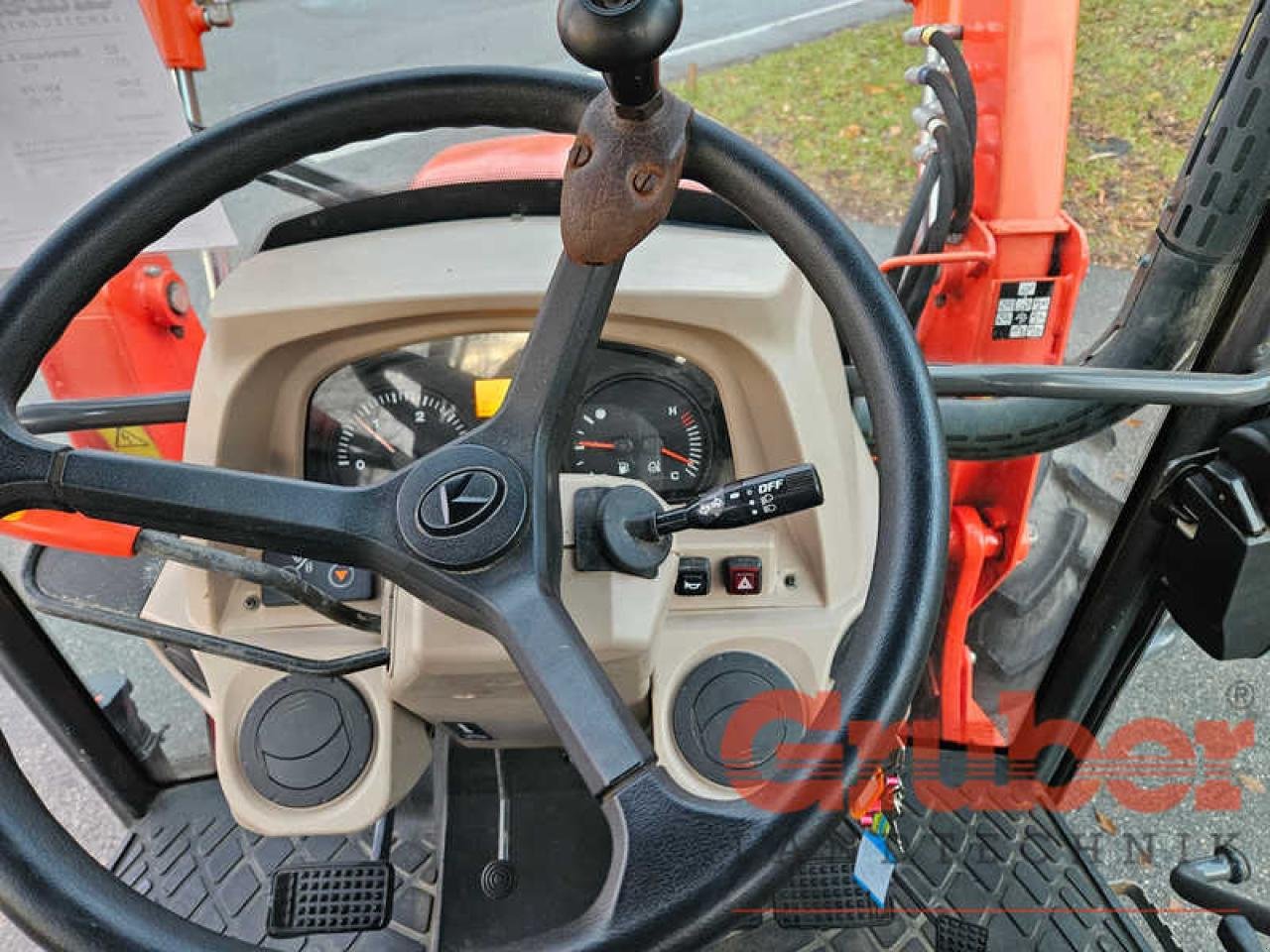 Traktor van het type Kubota M6040, Gebrauchtmaschine in Ampfing (Foto 14)