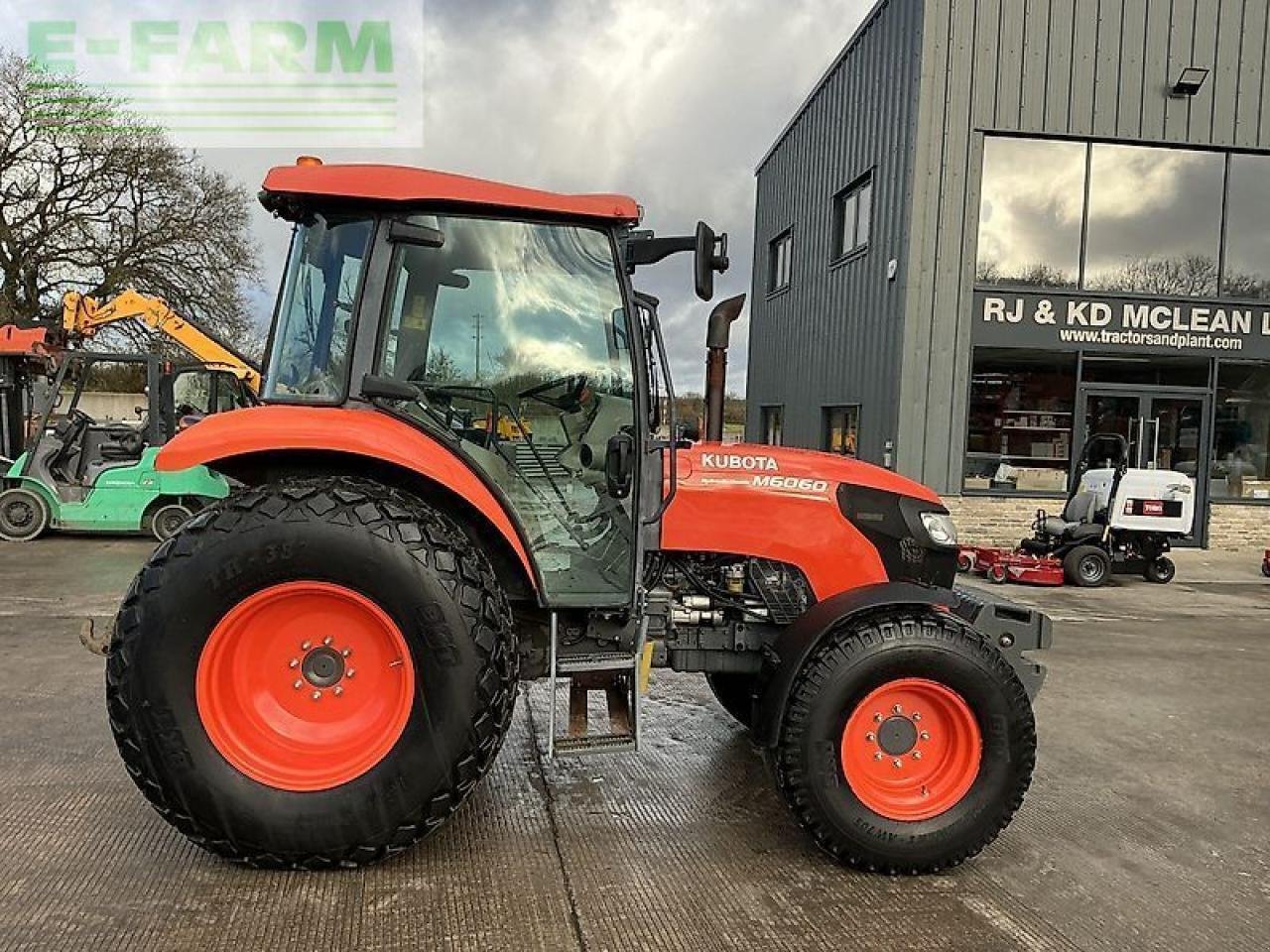 Traktor del tipo Kubota m6060 tractor (st21675), Gebrauchtmaschine en SHAFTESBURY (Imagen 1)