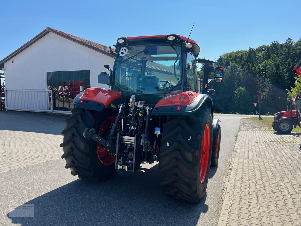 Traktor типа Kubota M6132, Gebrauchtmaschine в Erlbach (Фотография 6)