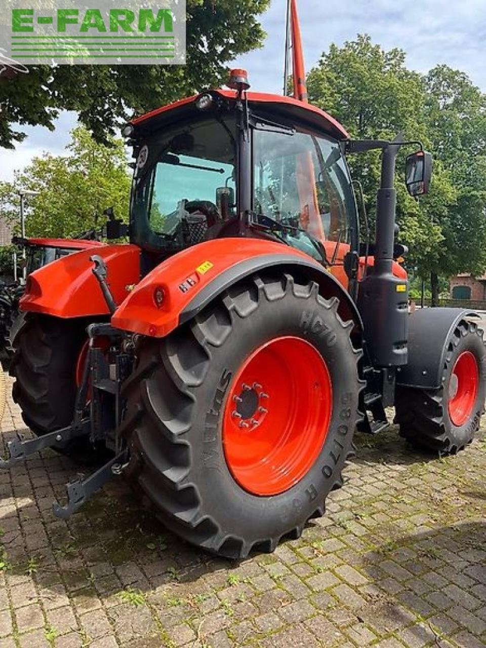 Traktor van het type Kubota m7-133 standard, Gebrauchtmaschine in SUDERBURG/HOLXEN (Foto 3)