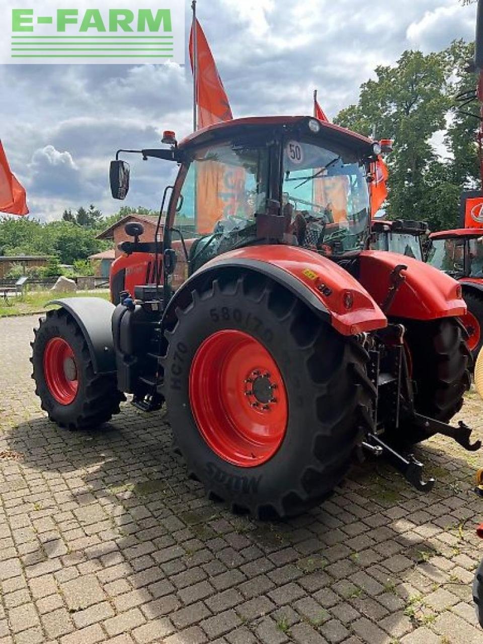 Traktor van het type Kubota m7-133 standard, Gebrauchtmaschine in SUDERBURG/HOLXEN (Foto 4)