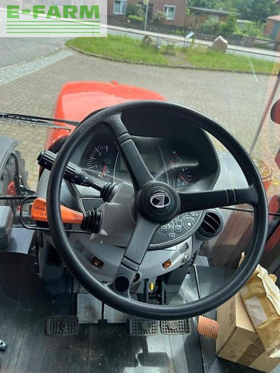 Traktor van het type Kubota m7-133 standard, Gebrauchtmaschine in SUDERBURG/HOLXEN (Foto 8)