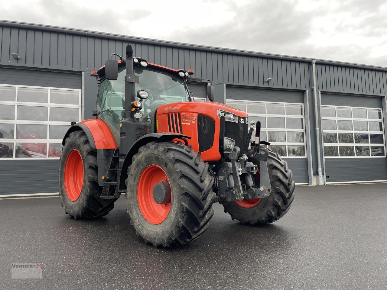 Traktor of the type Kubota M7-173 P-KVT, Neumaschine in Tönisvorst (Picture 1)