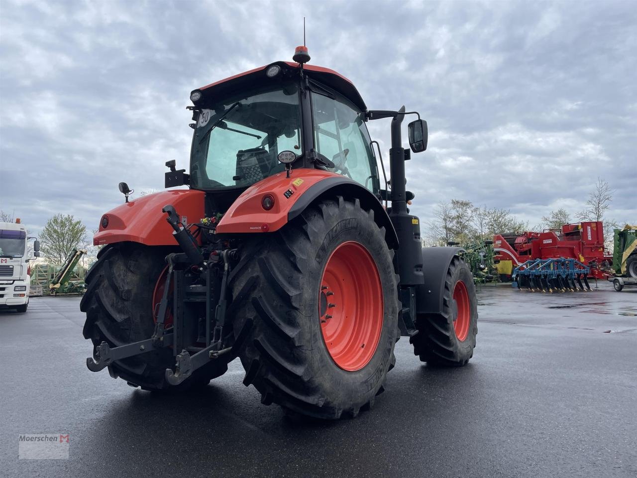 Traktor of the type Kubota M7-173 P-KVT, Neumaschine in Tönisvorst (Picture 7)