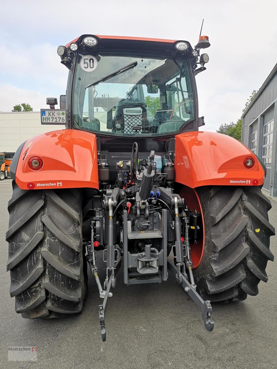 Traktor des Typs Kubota M7-173 Premium-KVT mit Frontlader, Neumaschine in Tönisvorst (Bild 5)