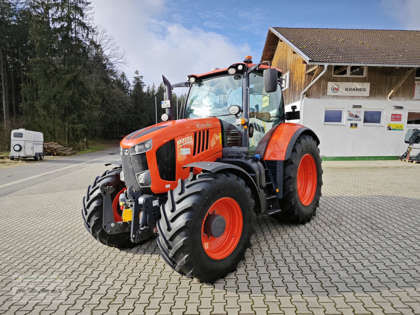 Traktor типа Kubota M7-173 Premium KVT Stufenlos, Gebrauchtmaschine в Eging am See (Фотография 1)