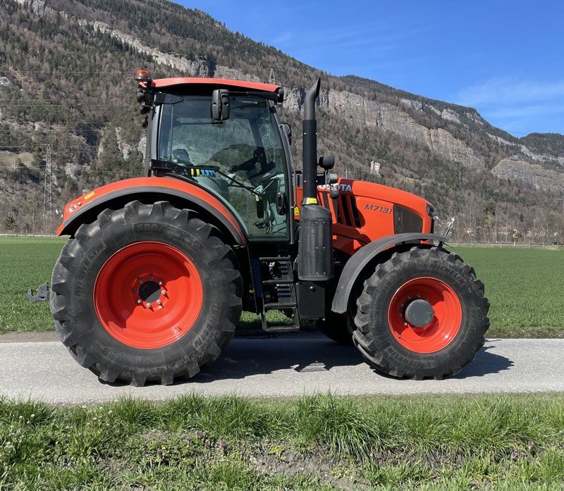 Traktor του τύπου Kubota M7131 Traktor, Gebrauchtmaschine σε Chur (Φωτογραφία 2)