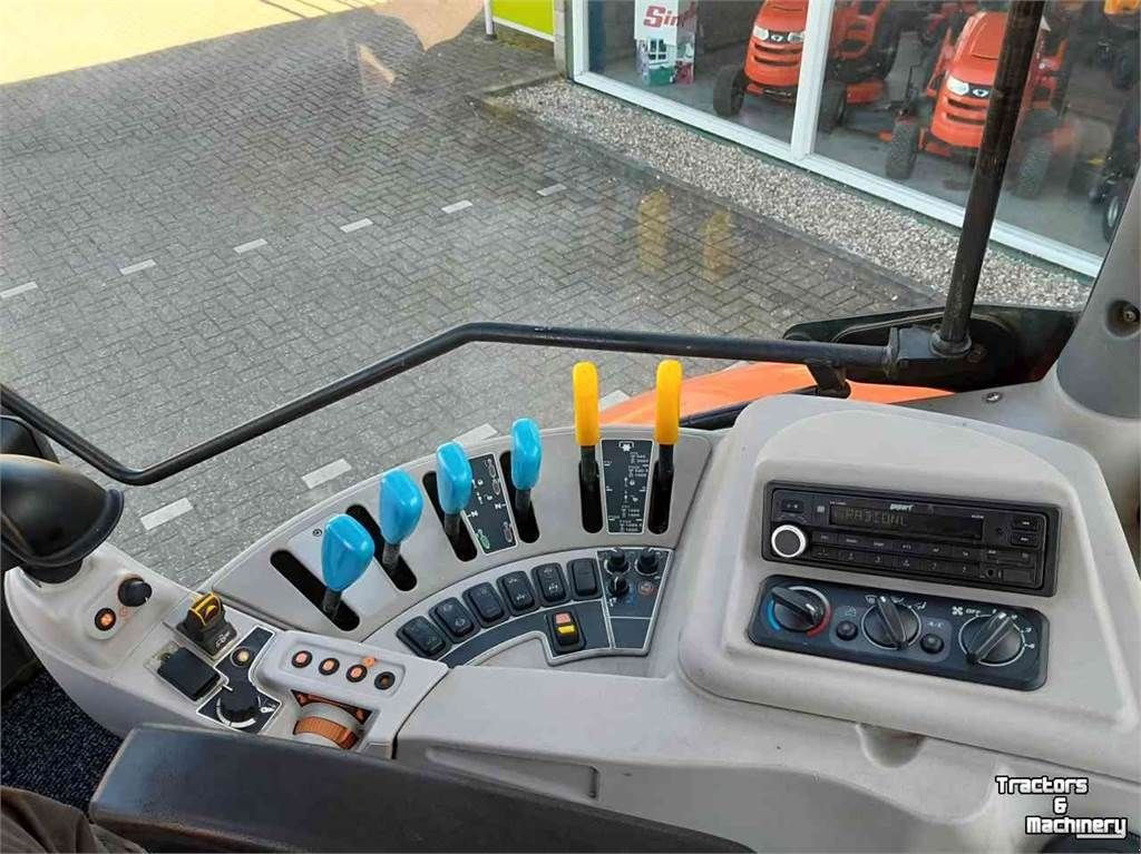 Traktor typu Kubota M7131, Gebrauchtmaschine w Zevenaar (Zdjęcie 8)