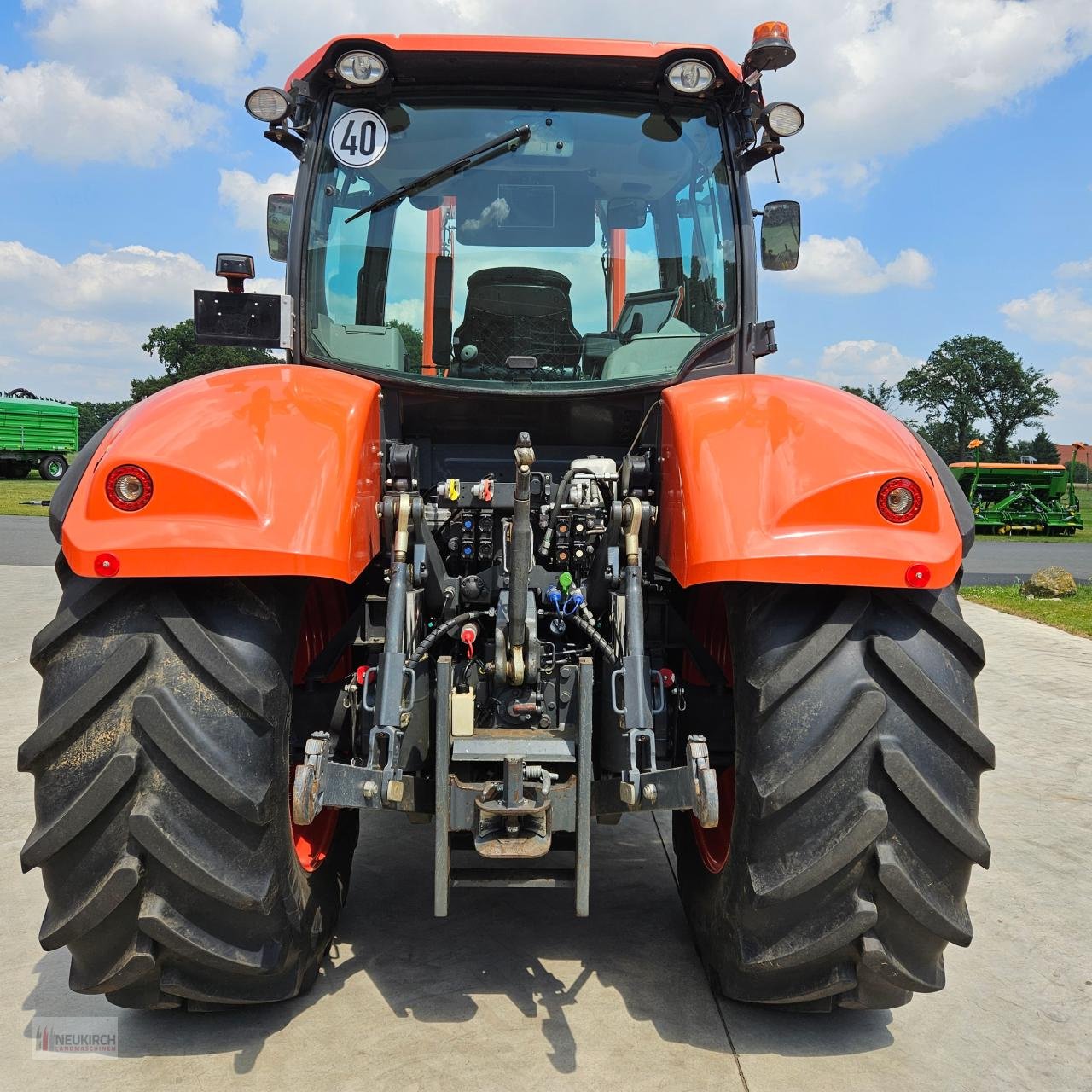 Traktor of the type Kubota M7151, Gebrauchtmaschine in Delbrück-Westenholz (Picture 13)