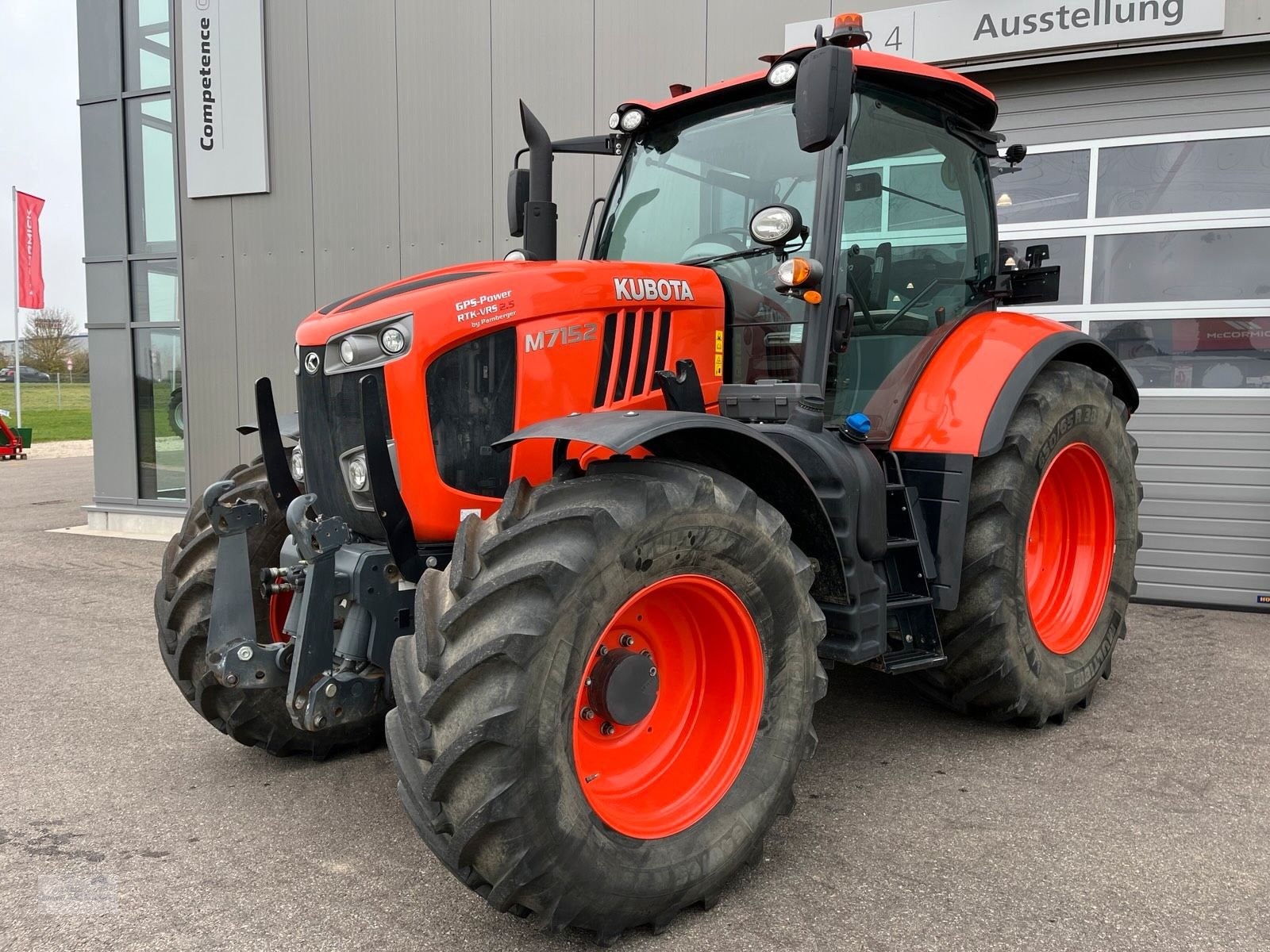 Traktor of the type Kubota M7152, Gebrauchtmaschine in Burgoberbach (Picture 3)