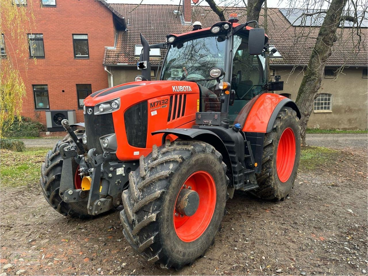 Traktor of the type Kubota M7152, Gebrauchtmaschine in Coppenbruegge (Picture 1)