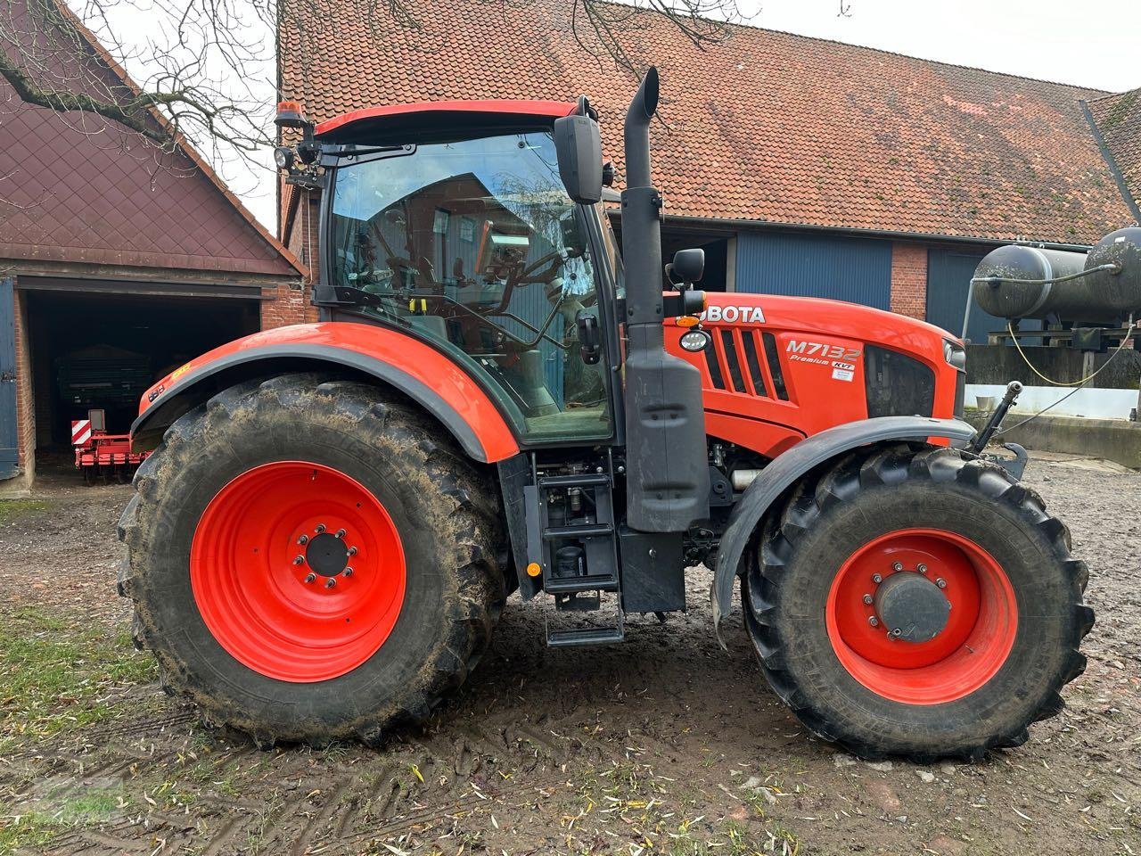 Traktor of the type Kubota M7152, Gebrauchtmaschine in Coppenbruegge (Picture 4)