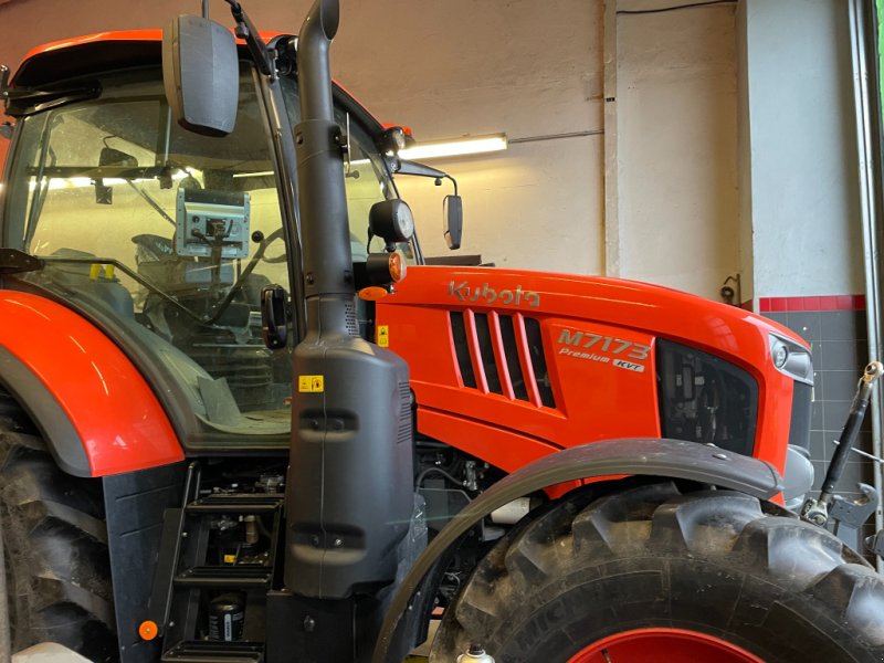 Traktor типа Kubota M7173 Premium KVT, Gebrauchtmaschine в Nittenau (Фотография 1)