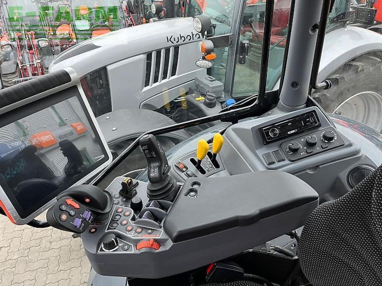 Traktor типа Kubota m7173 premium kvt, Gebrauchtmaschine в HEMMINGEN (Фотография 19)