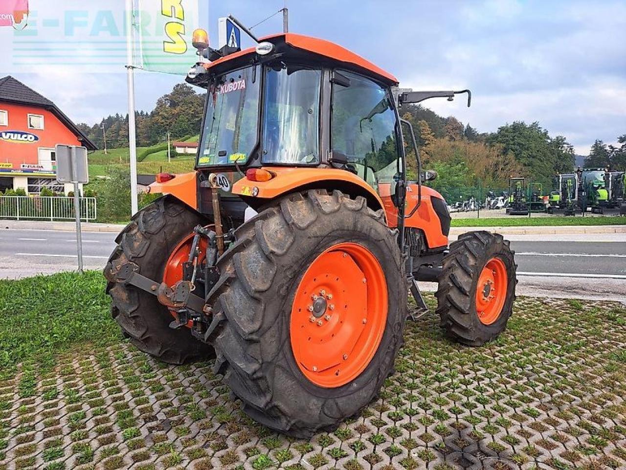 Traktor des Typs Kubota m8560, Gebrauchtmaschine in GROBELNO (Bild 4)