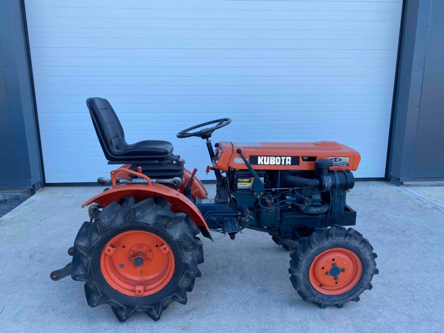 Traktor van het type Kubota Micro tracteur B7001 Kubota, Gebrauchtmaschine in LA SOUTERRAINE (Foto 6)