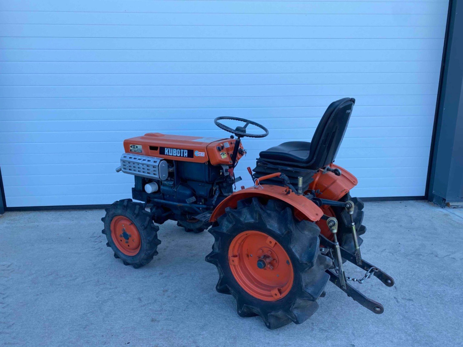 Traktor des Typs Kubota Micro tracteur B7001 Kubota, Gebrauchtmaschine in LA SOUTERRAINE (Bild 3)