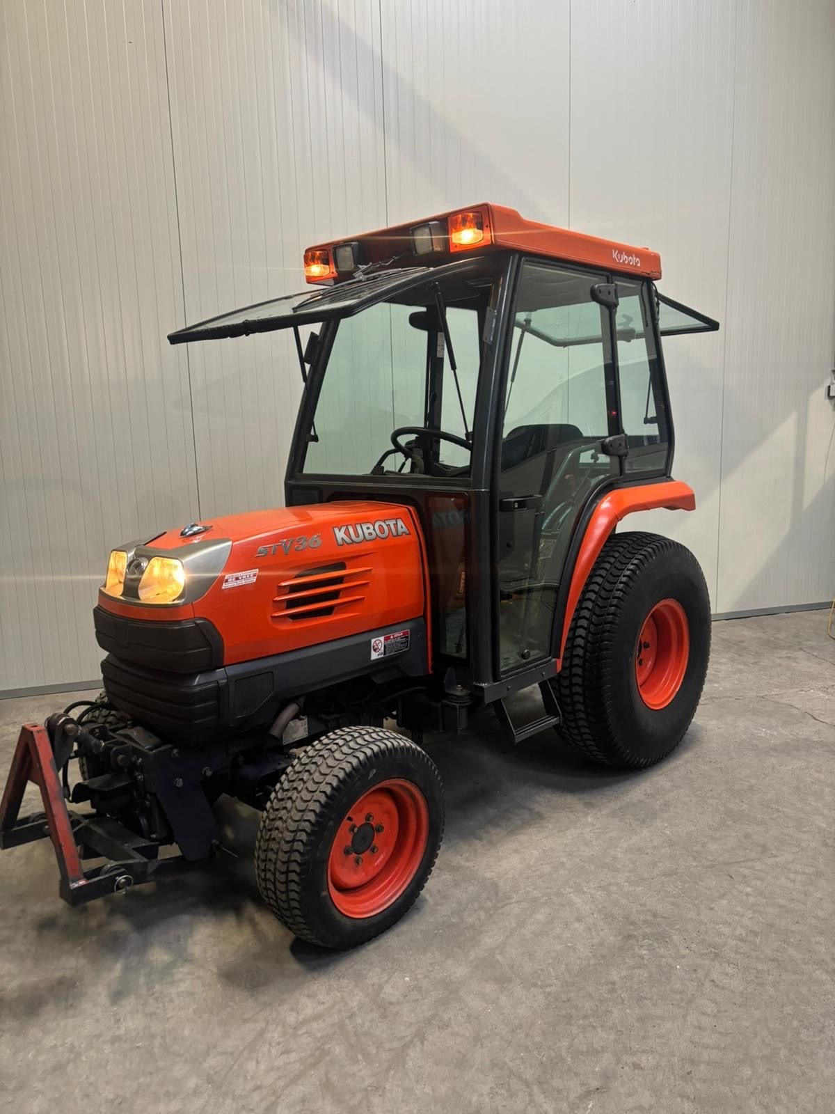 Traktor typu Kubota Stv36, Gebrauchtmaschine v Wadenoijen (Obrázek 1)