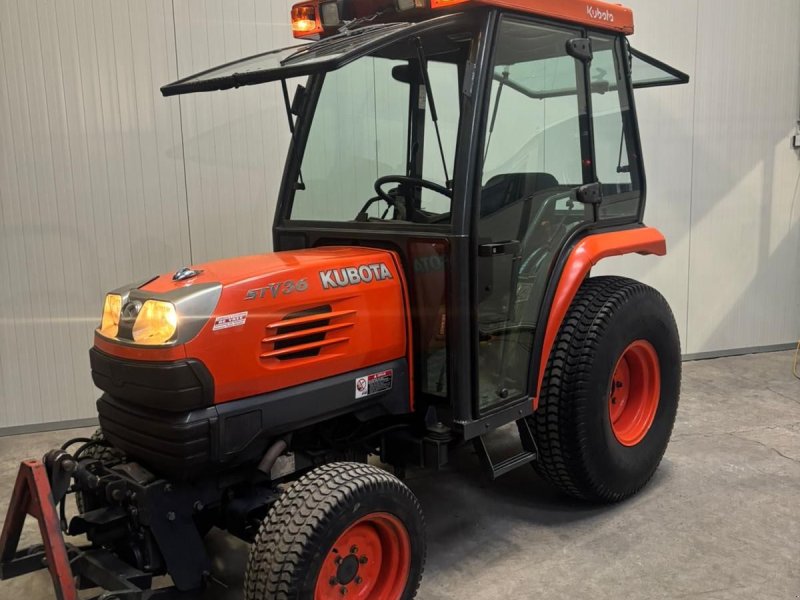 Traktor typu Kubota Stv36, Gebrauchtmaschine v Wadenoijen