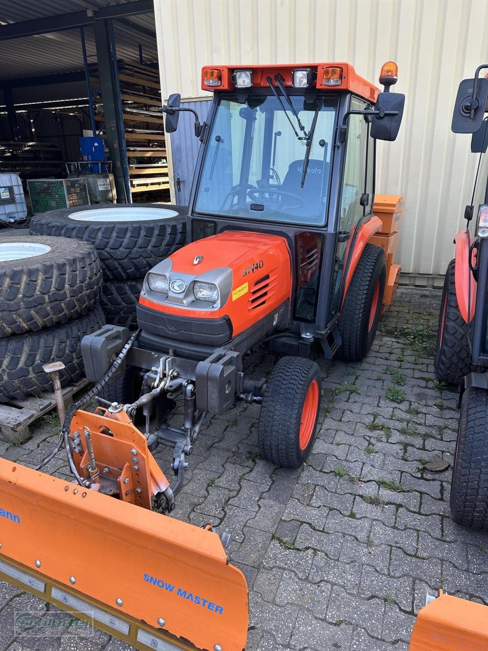 Traktor Türe ait Kubota STV40 mit Schild+Streuer, Gebrauchtmaschine içinde Idstein-Wörsdorf (resim 1)