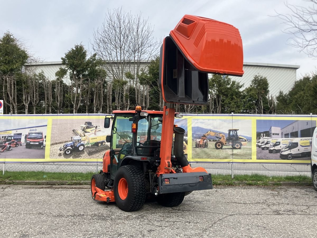 Traktor des Typs Kubota STW 40, Gebrauchtmaschine in Villach (Bild 2)